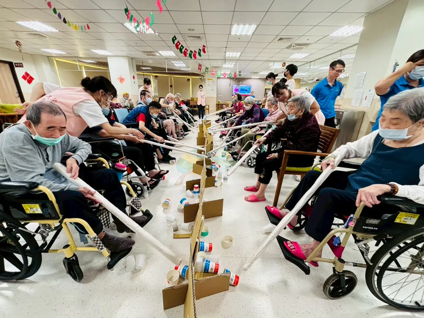 減輕家庭照顧者經濟負荷！ 114年度住宿式機構補助申請中　每年最高12萬元