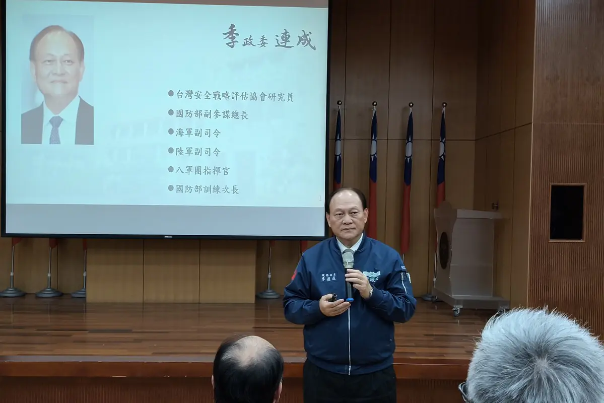 季連成赴國軍高雄總醫院開講 整合軍民醫療量能