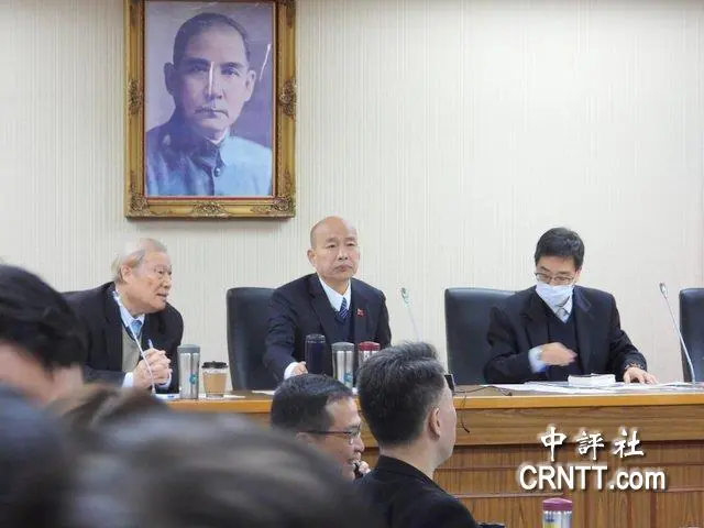 綠白激烈爭辯總預算　韓國瑜再當和事佬