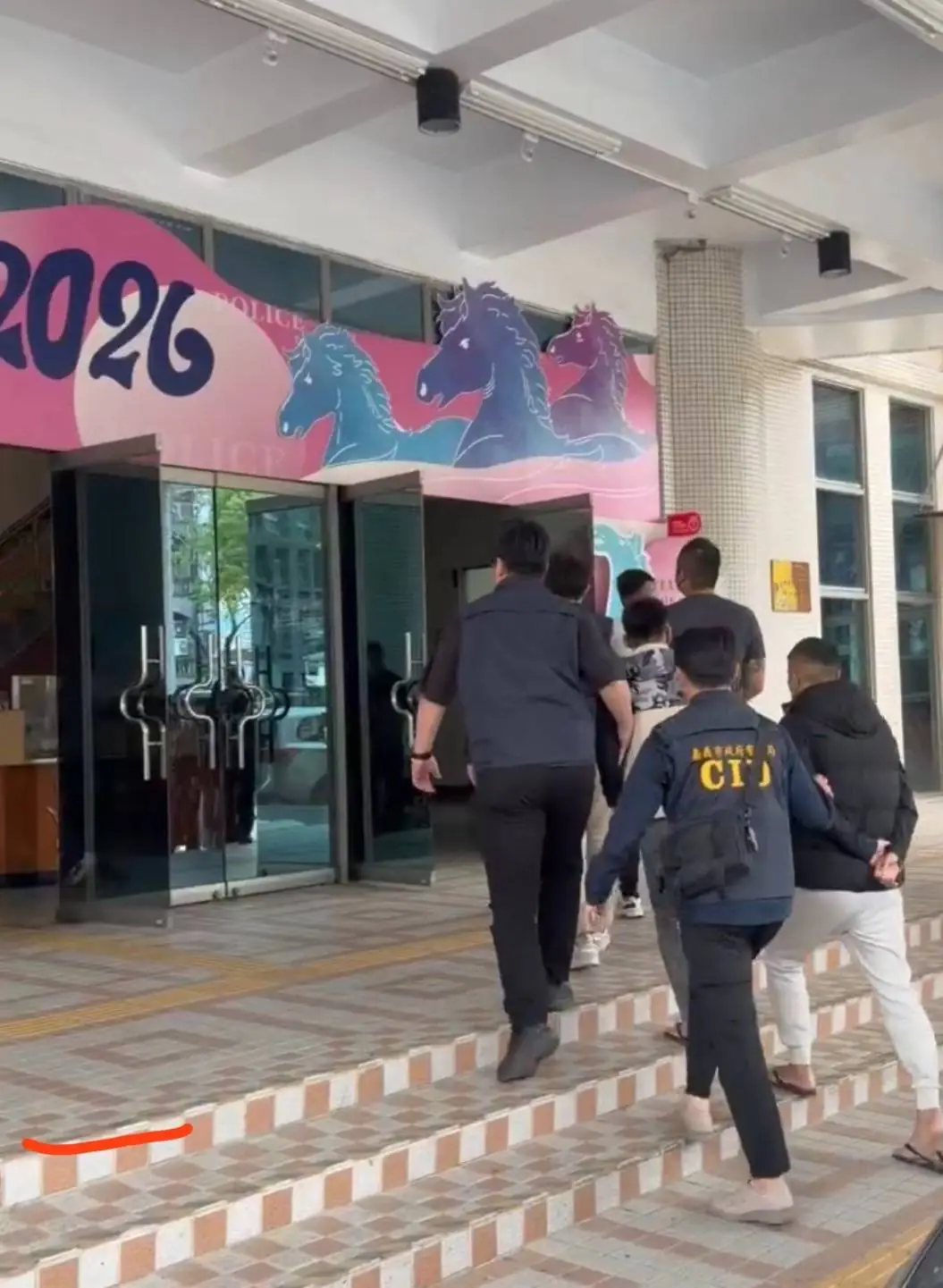 嚴懲聚眾暴力　嘉警迅速拘提涉案主嫌移送法辦