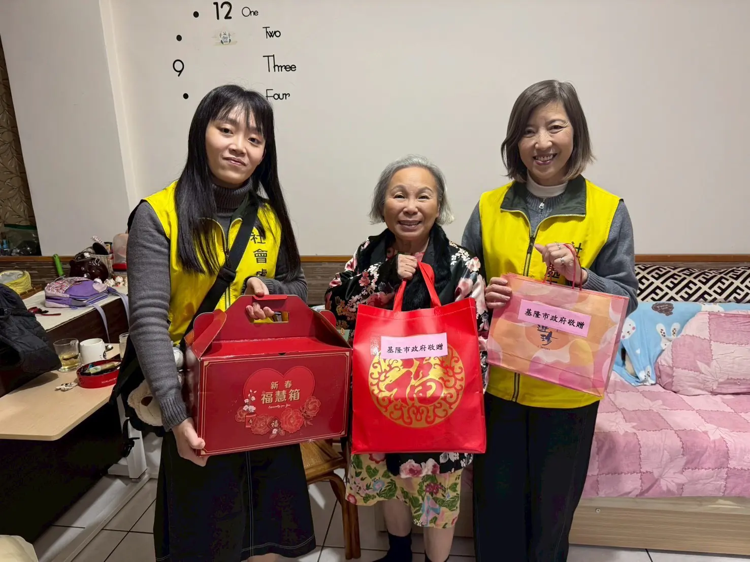 寒流來襲送暖不間斷 基隆市府啟動獨居長者寒冬關懷行動