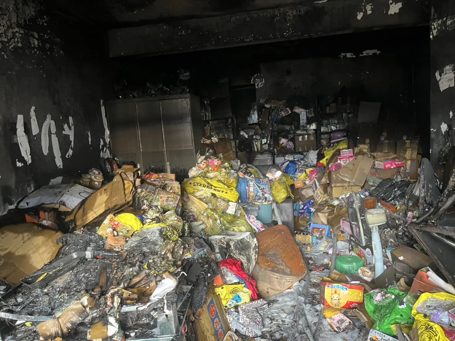 基隆連日火警釀悲劇 消防局示警:囤物致「火載量」暴增、3分鐘即失控 基隆連日火警釀悲劇 消防局示警:囤物致「火載量」暴增、3分鐘即失控