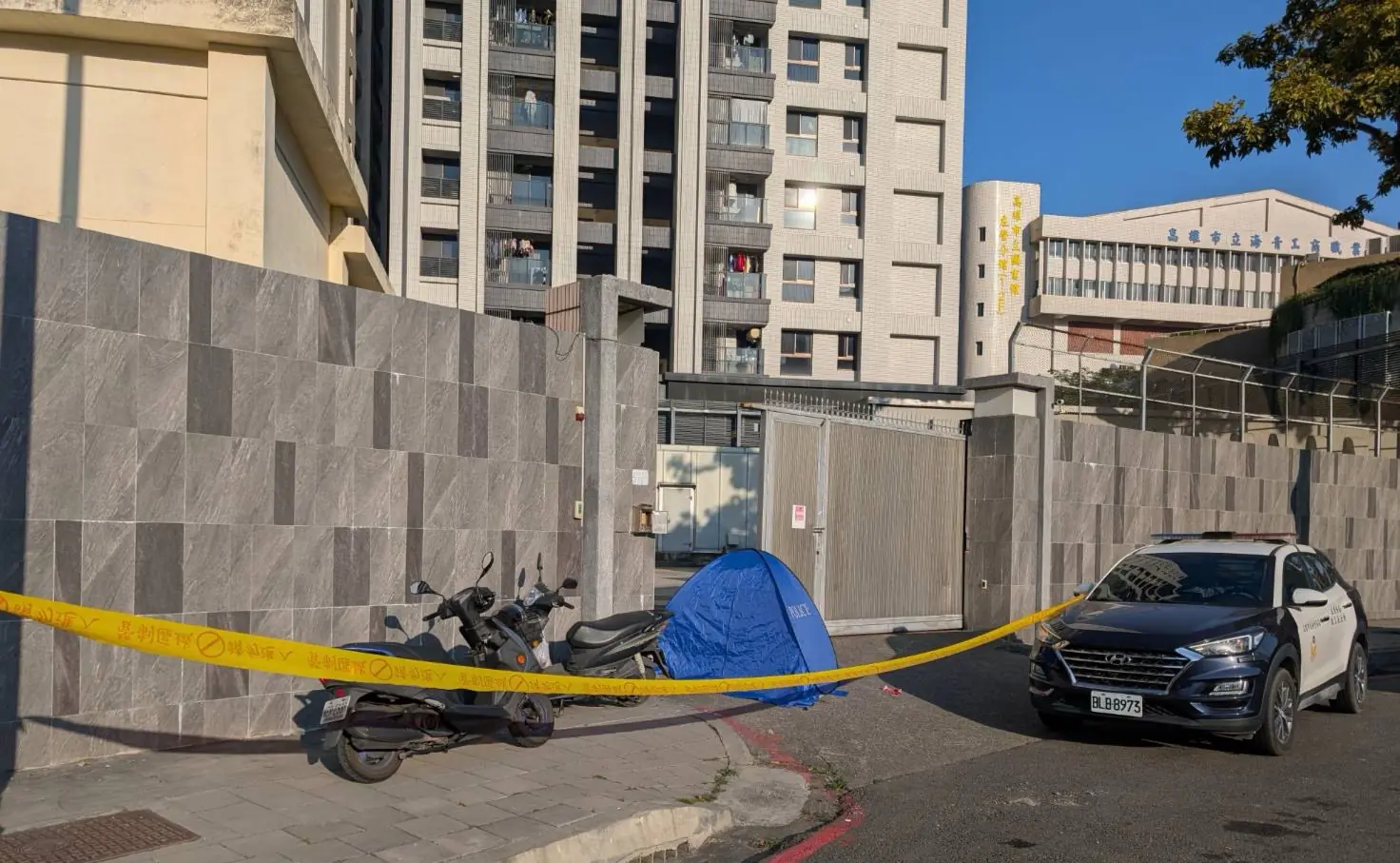 高雄台電變電所出狀況 巡檢班長遭鐵捲門夾死