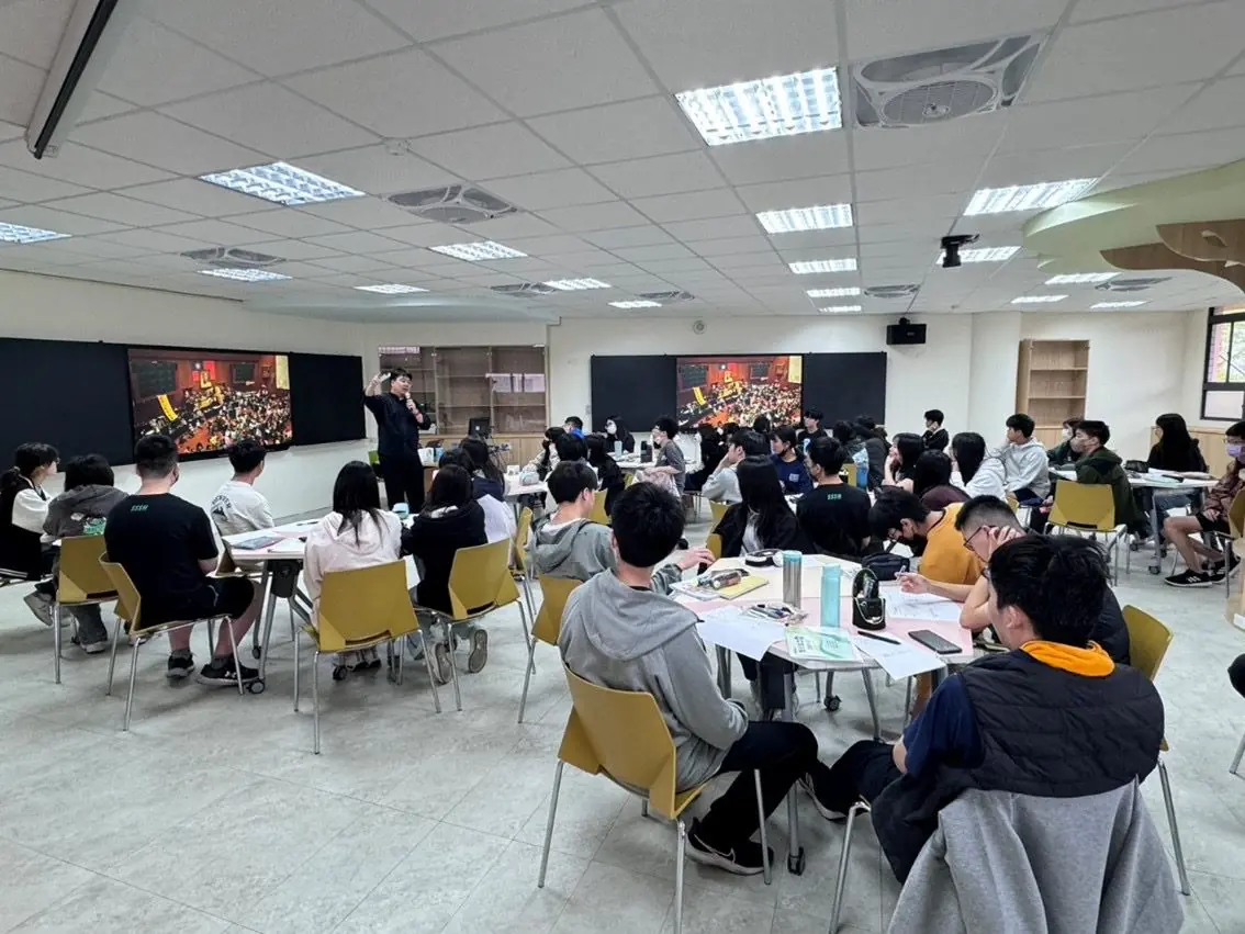 打破教室藩籬！北市推動「新世代學習空間」　助學生從被動接受變主動探索