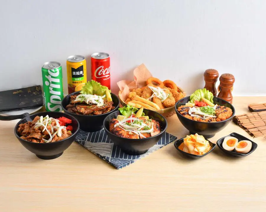 台中西區日式餐盒：用炙燒火候堆疊出一碗職人丼飯的層次！