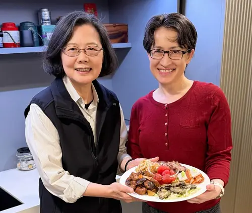 蔡英文邀她吃年夜飯！蕭美琴發聲：新年快樂