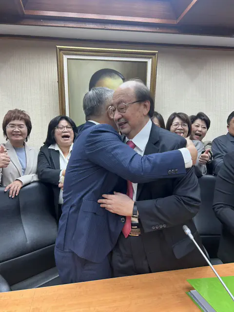 民進黨萬年總召柯建銘下台　蔡其昌接任:盼朝野互動更理性、和諧