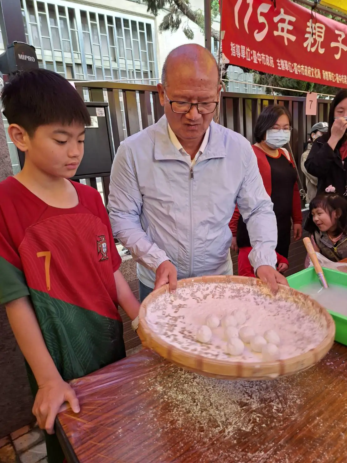 傳承傳統文化 張清照舉辦搖元宵活動 親子報名超踴躍 年輕人也組隊參加
