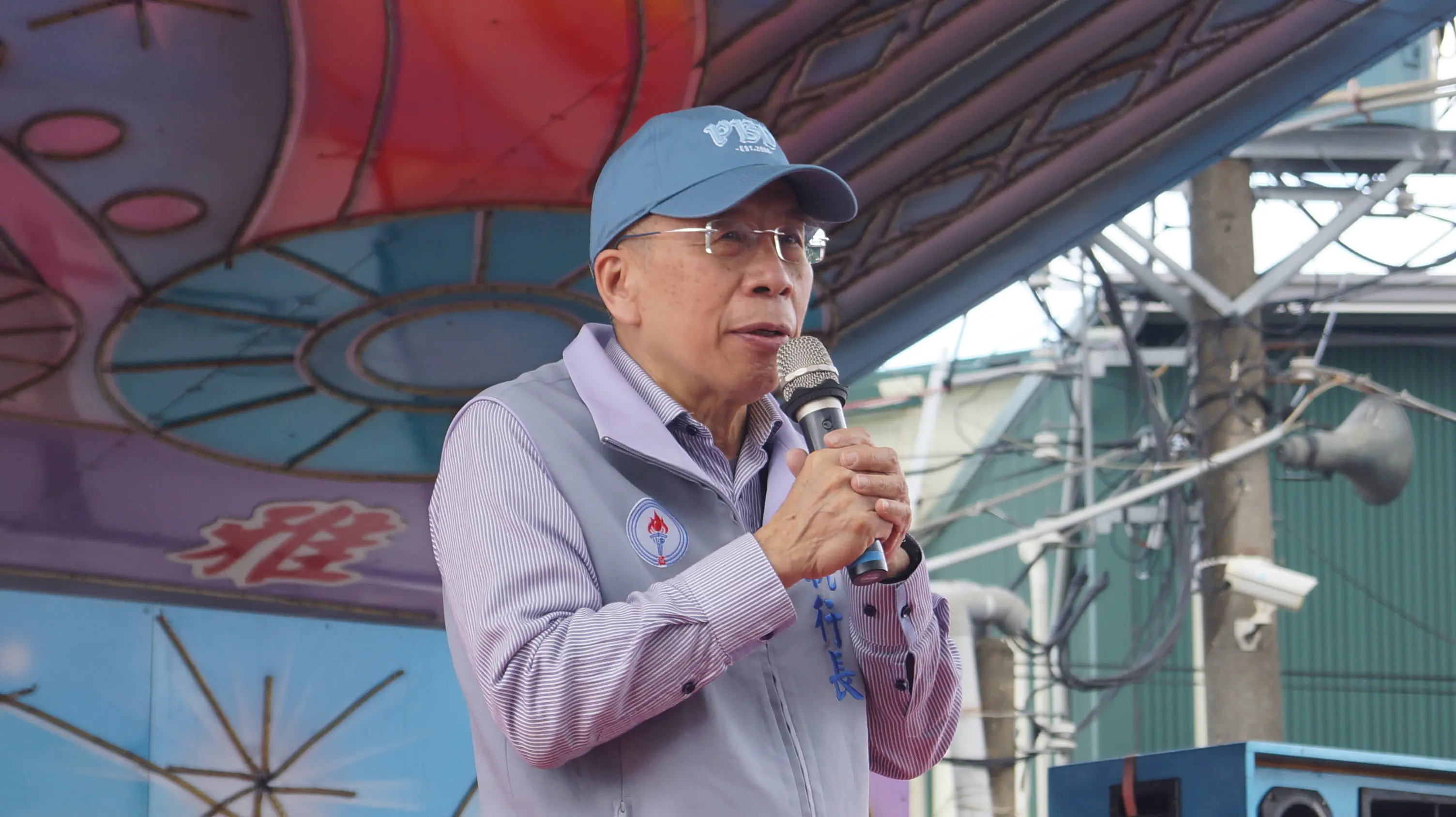 中油石化事業部執行長黃三泰表示，以實際行動關懷在地弱勢族群。