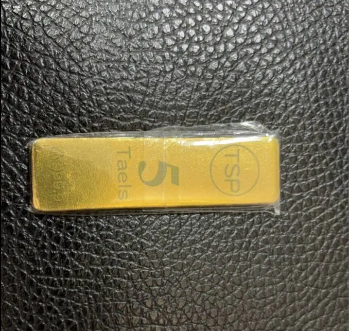 被搶的金條。翻攝畫面