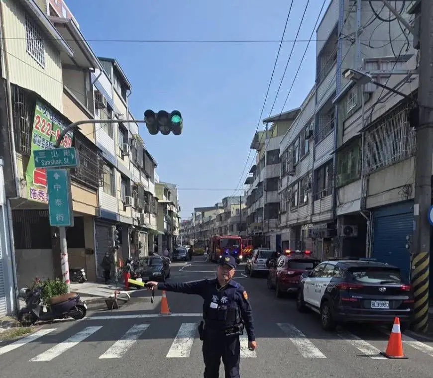 高雄市楠梓區中泰街一處民宅今發生瓦斯氣爆。