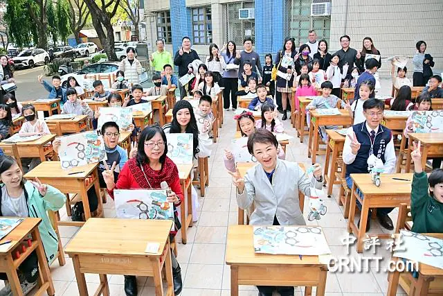 李四川宣布選新北市長　盧秀燕祝福一馬當先