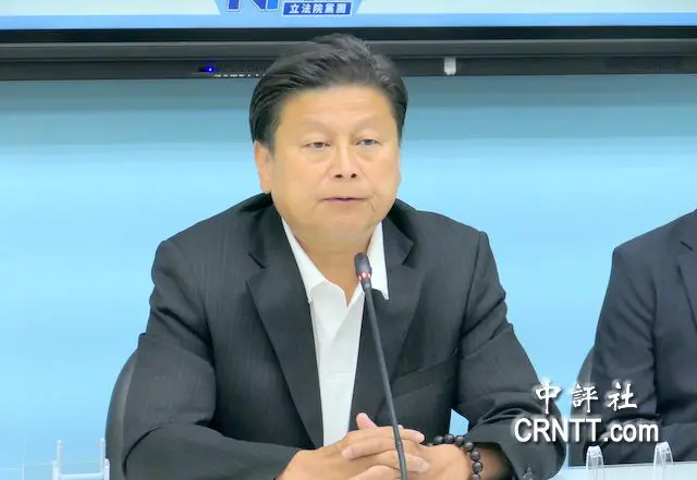 軍購與白不同調？藍：三讀通過絕非政院版