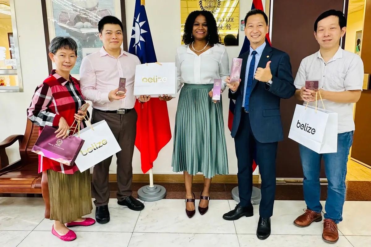 醣醣生醫「黑蘭極皙儷緻」系列 以科研精神打造植萃保養新美學