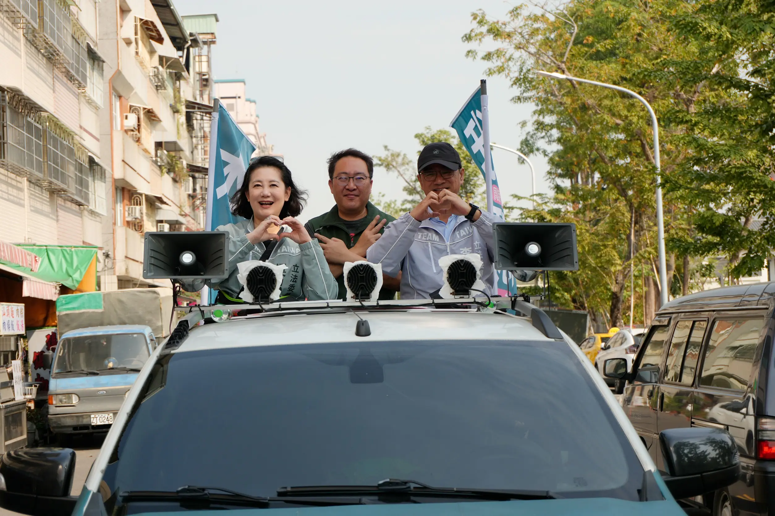 關鍵時刻金牌立委齊聚！吳思瑤、李昆澤南下護航　黃彥毓拚初選最後衝刺