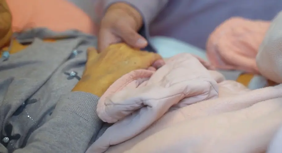 當生命進入最後一頁  「九六生命」走訪醫院結合芳療溫柔陪伴