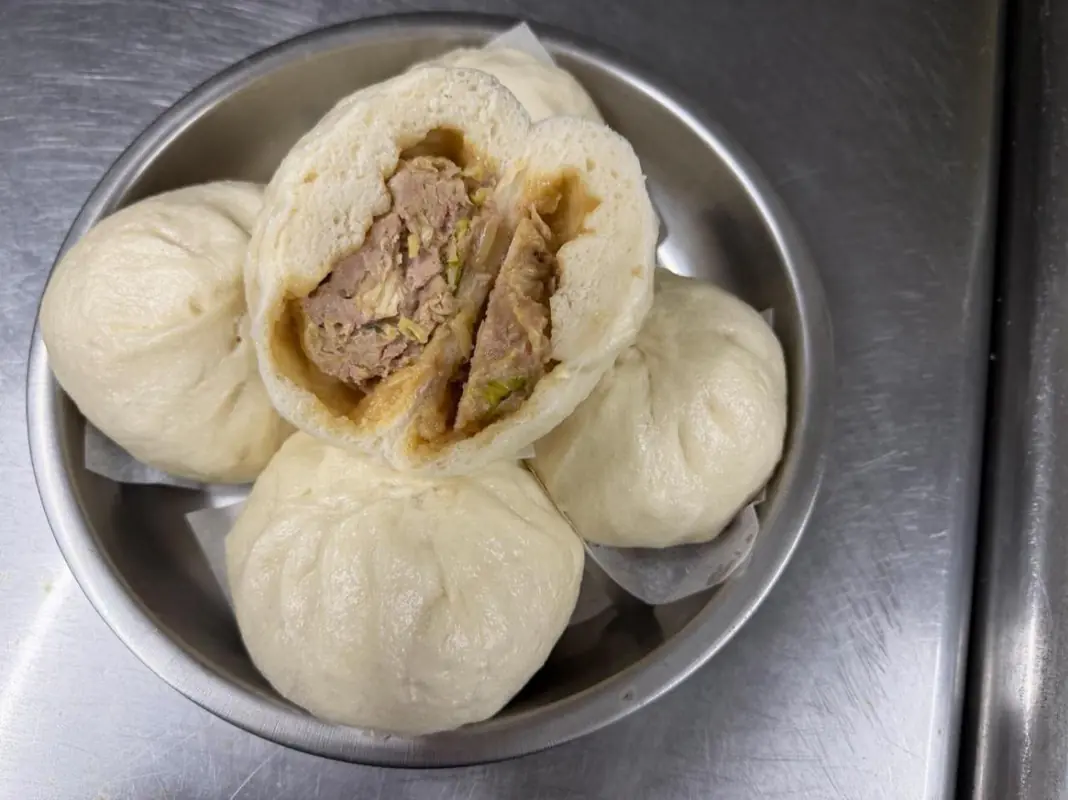 潮州街美食推薦：熟客一吃十年的手工包子 傳統手藝 紮實飽滿