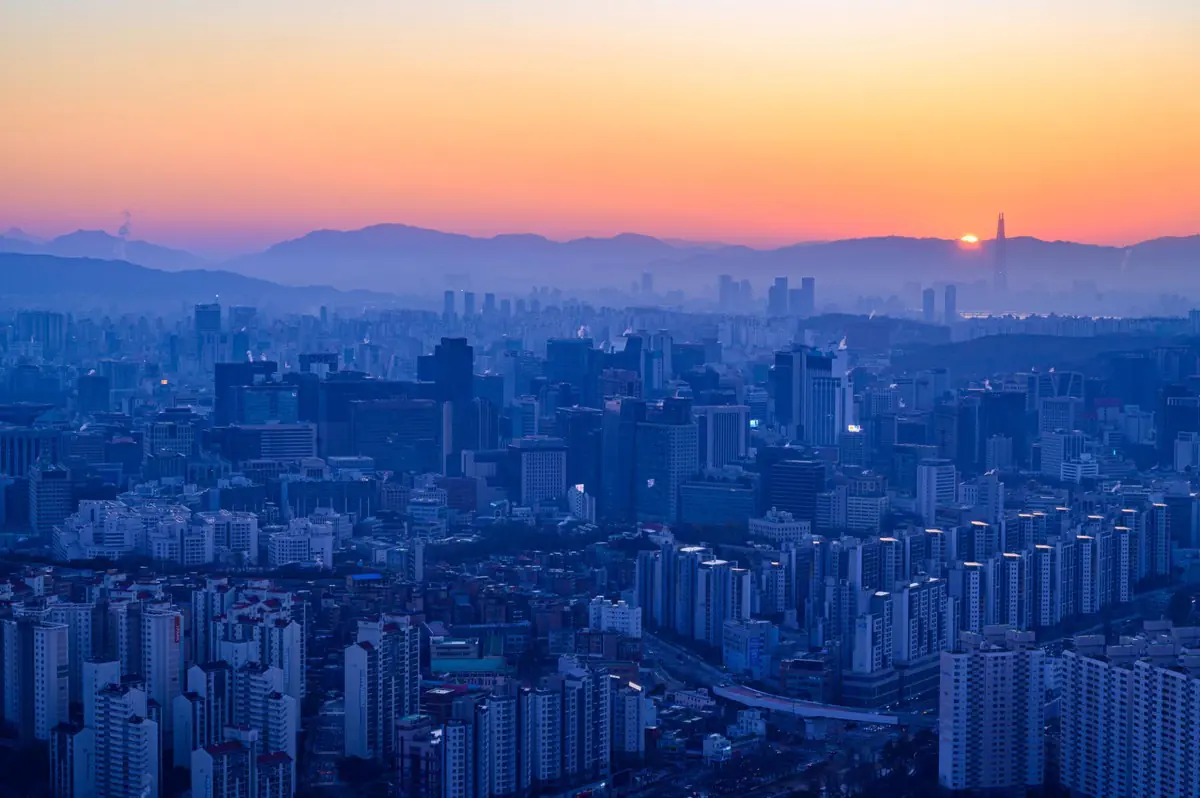 美股重挫衝擊亞股？KOSPI多頭能否續航