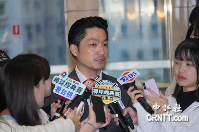 鄭麗文撞鐘紅繩狂抖稱神明感召　蔣萬安妙回:新年快樂，今馬熊讚