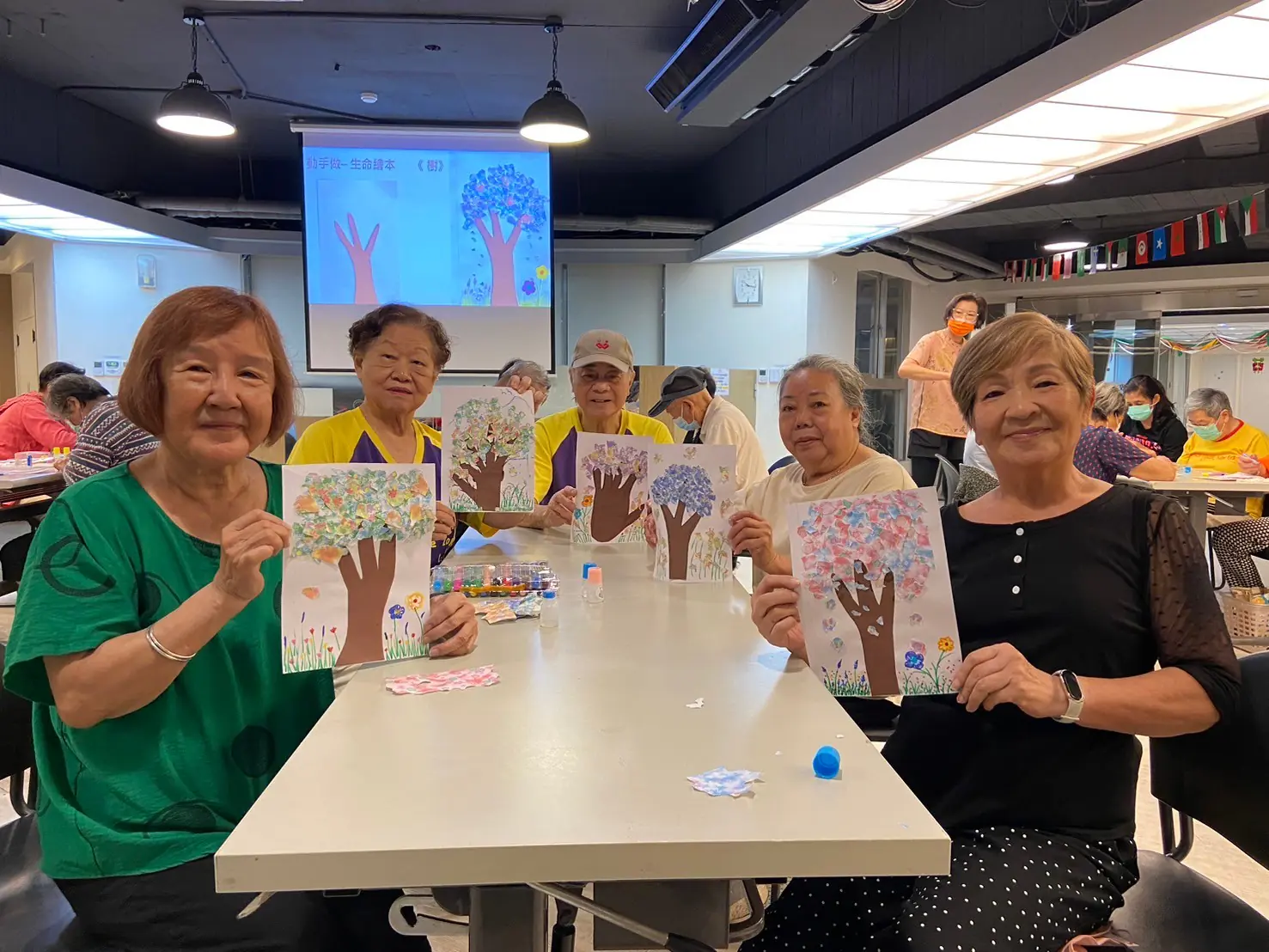 台中據點秀出銀髮力　勇奪衛福部金點獎3項大獎