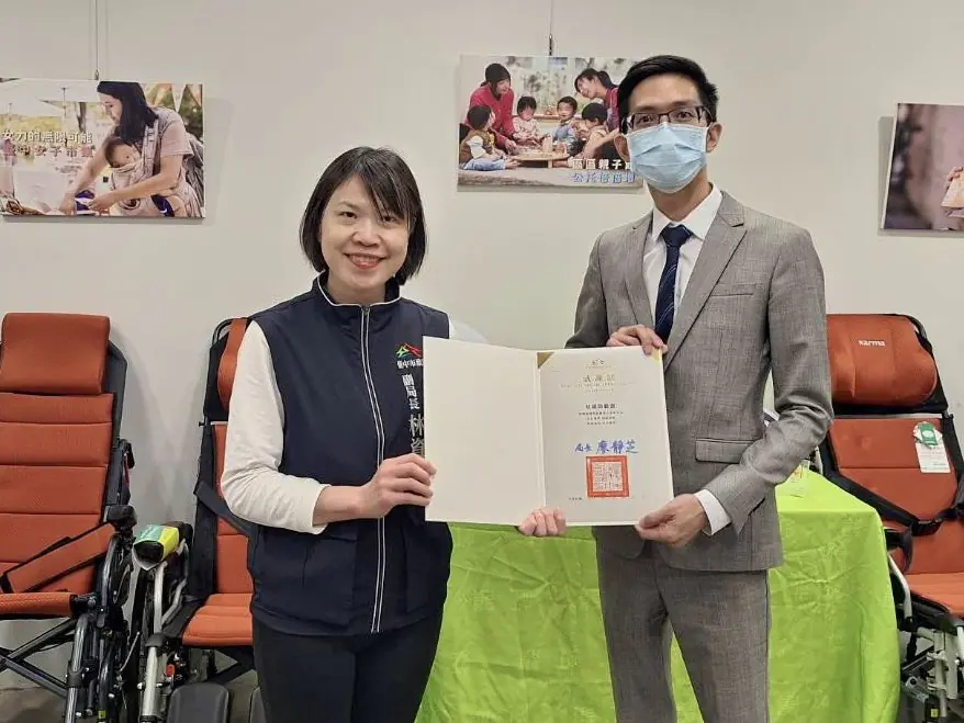 助台中弱勢市民聽見愛　業者攜手捐百萬助聽器