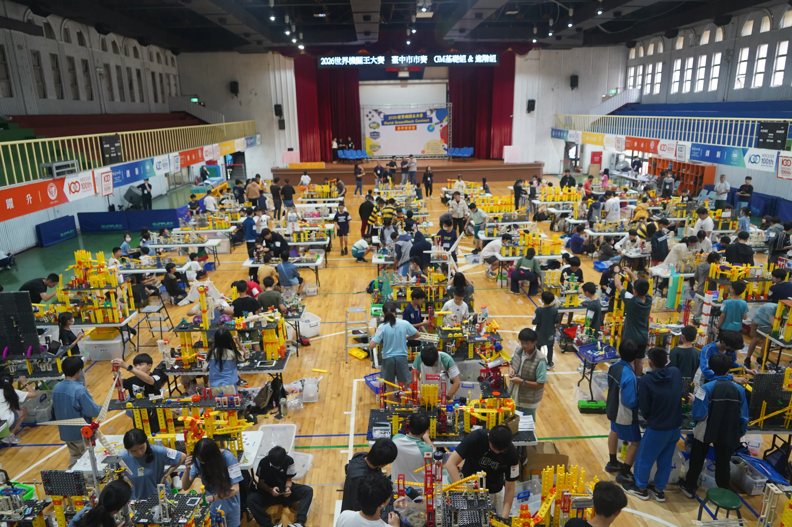 中市機關王大賽登場　 636位學子競技用積木打造科技創意