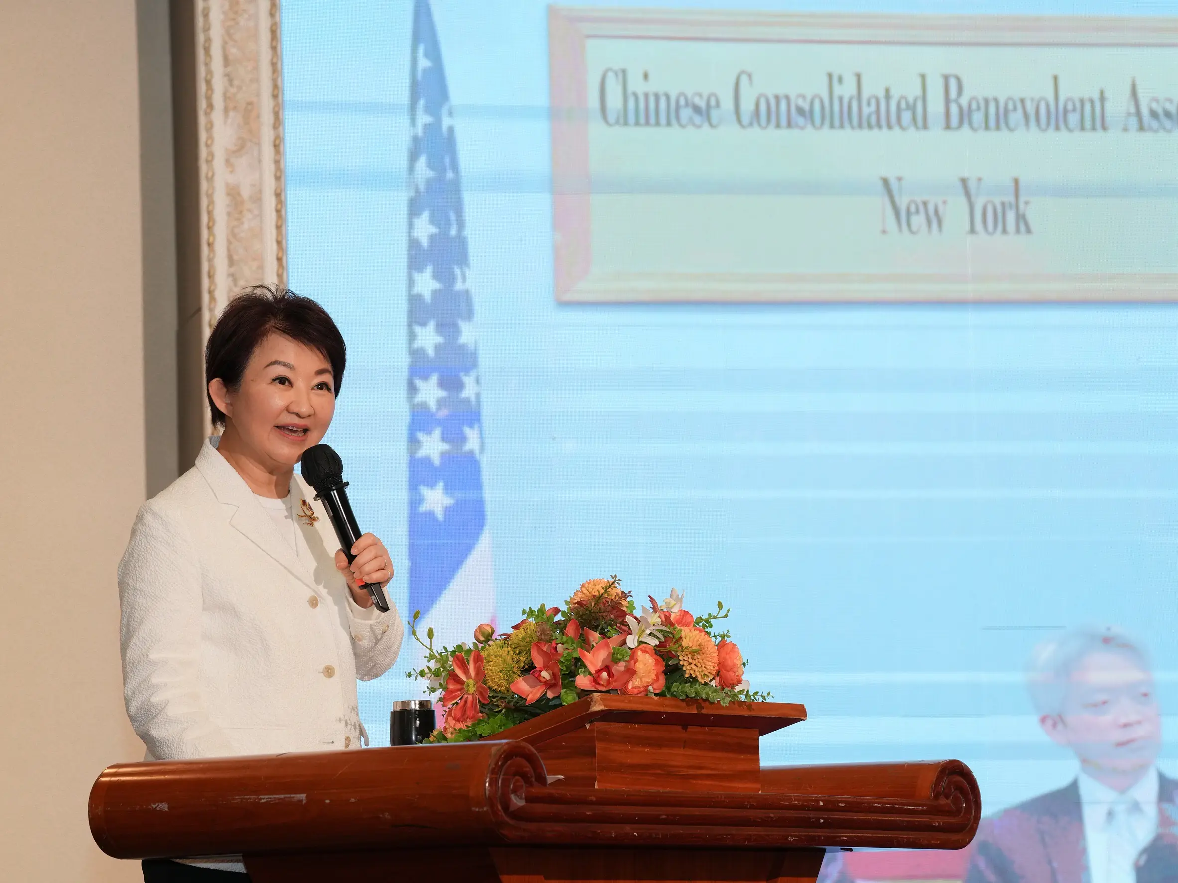 世界中心發光發熱！　盧市長紐約感性演說 致敬僑胞勇氣與打拚精神