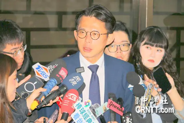 北檢應訊　黃國昌：心中坦蕩不怕司法追殺