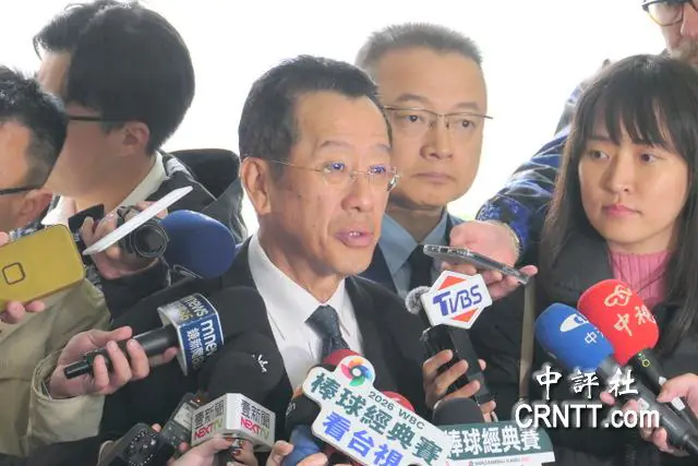 卓榮泰私人行用軍用機場有特權？顧立雄緩頰