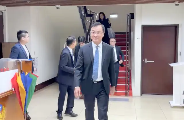 蘇嘉全、羅文嘉拜會民眾黨團