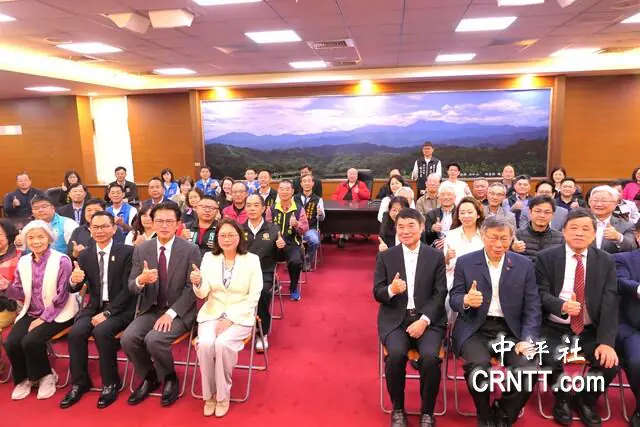 賴香伶任苗栗副縣長　鍾東錦：藍白合示範區