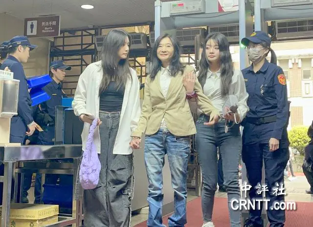 加3千萬交保金　沈慶京淡定、應曉薇痛哭