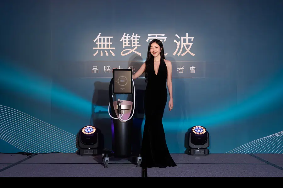 楊謹華17年後再遇「單無雙」好狀態亮相引發回憶