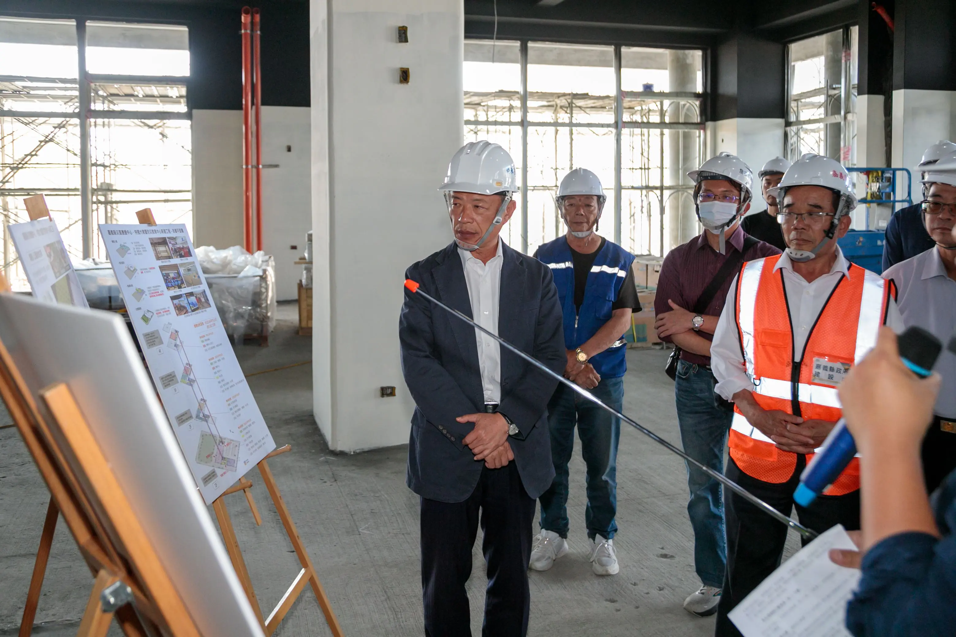 翁章梁視察嘉縣災害應變中心、特搜大隊暨防災教育中心新建工程