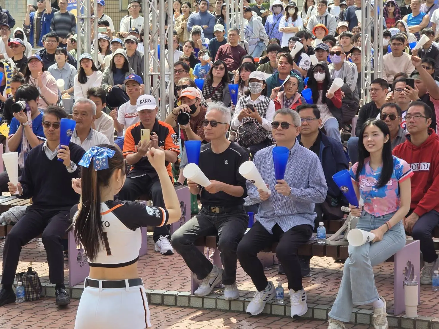 WBC第四戰中華隊逆轉勝韓國 嘉義市大螢幕同步轉播歡聲雷動