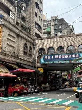 打造舒適購物空間　仁博愛市場2樓空調汰換工程展開