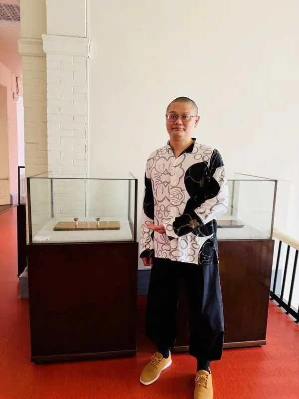 國立歷史博物館選拔肯定 鄭懿罡「木化萬千」百年枯木樹脂藝術登國會藝廊