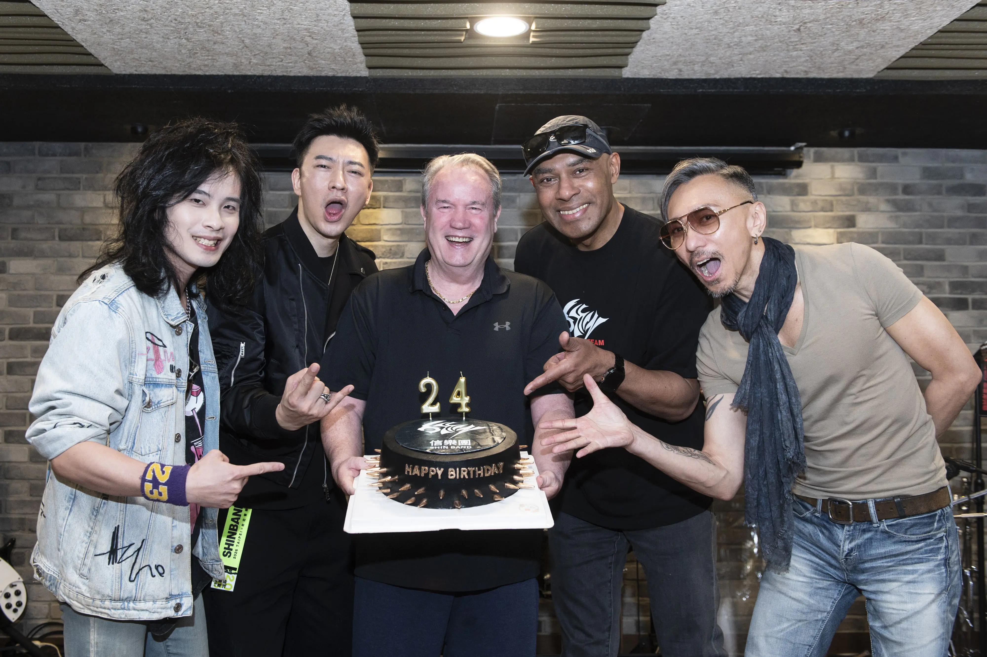 信樂團成軍24年 Michael 與 Tomi 感觸良多 再燃搖滾火焰