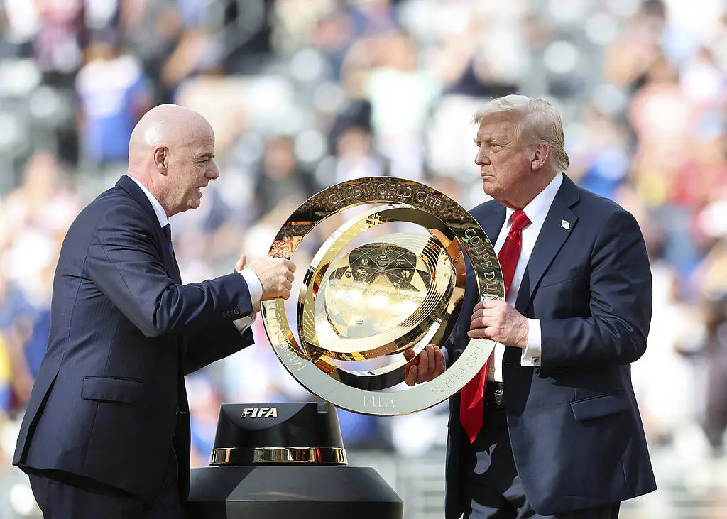川普嚴重破壞世界足球和平之惡魔