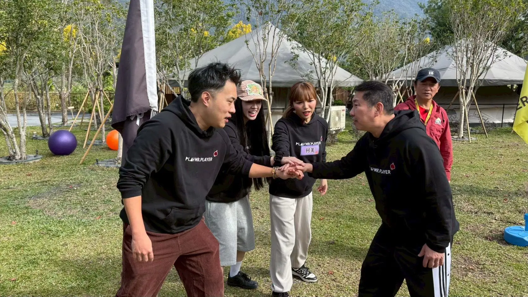 金鐘視帝對決最佳男配 馬力歐開酸屈中恆「沒那麼聰明」火藥味滿點