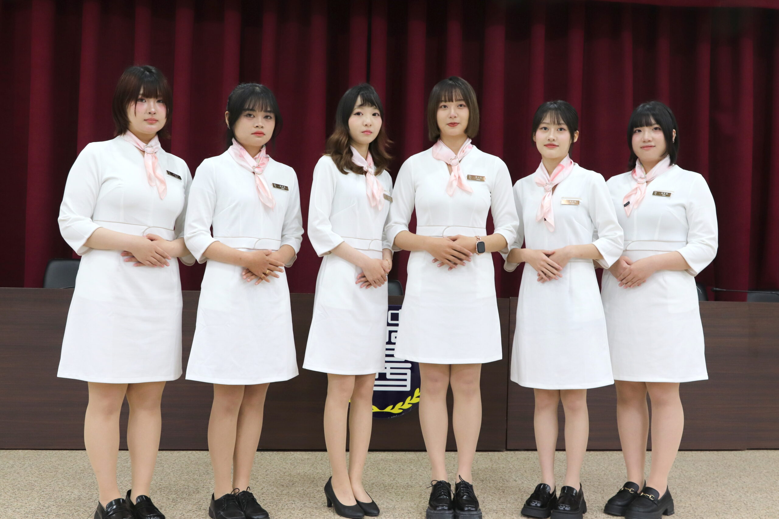 中華醫大生物醫學及美容保健系授服繫巾儀式醫美生力軍亮眼出擊