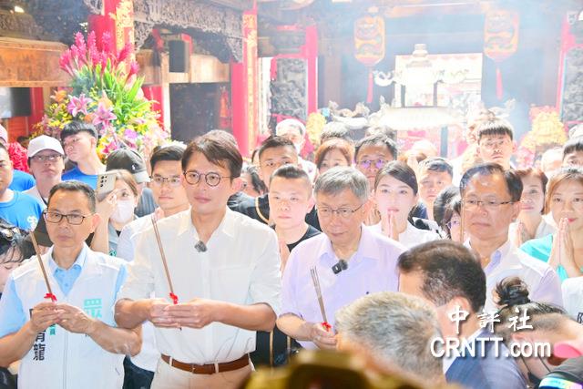 請陣頭拜大甲媽　柯文哲祈求大家別再吵架了