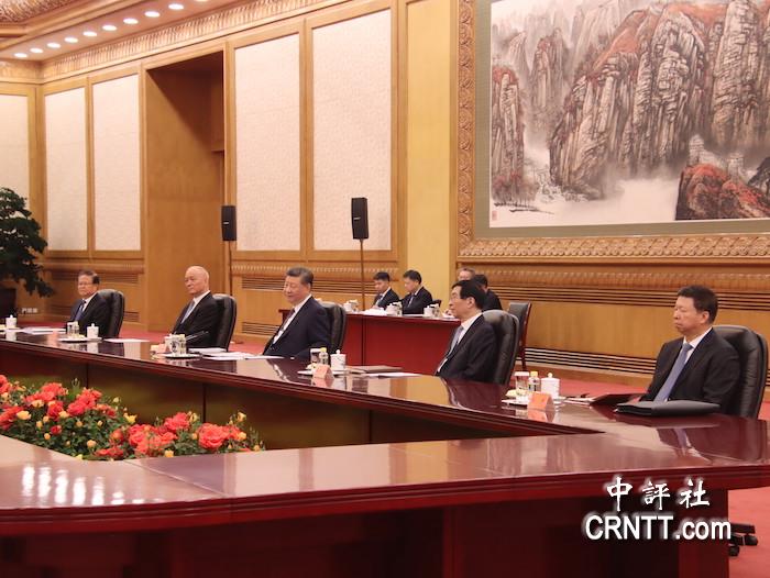 鄭習會　習近平：兩岸同胞走到一起是歷史必然　提出4點意見　王滬寧、蔡奇等參加會見