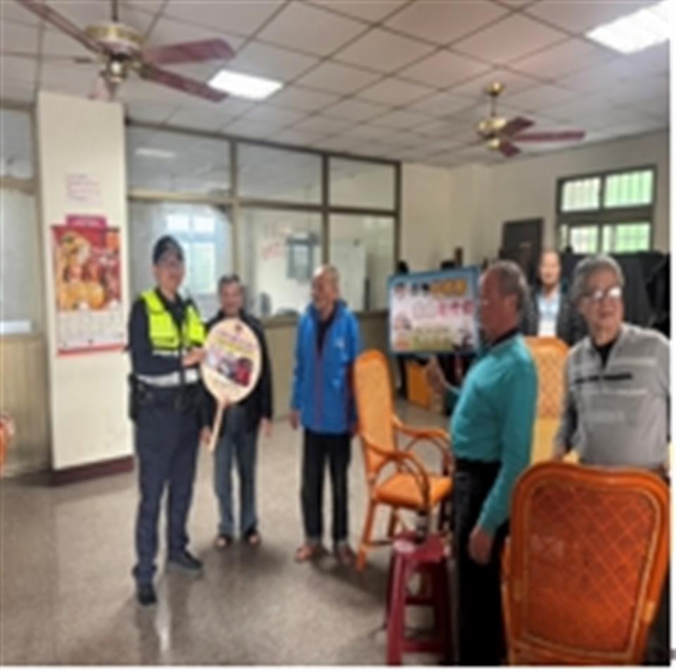 路口如虎口!和美警宣導呼籲「停、讓」文化保平安 路口如虎口!和美警宣導呼籲「停、讓」文化保平安