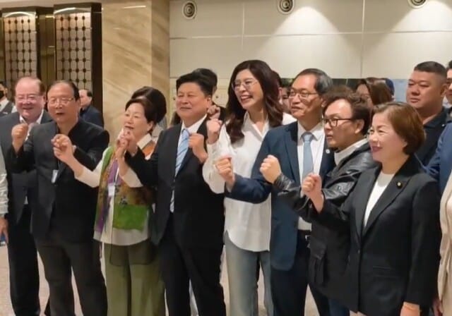 鄭麗文：路要一步一步走　改善人民生活