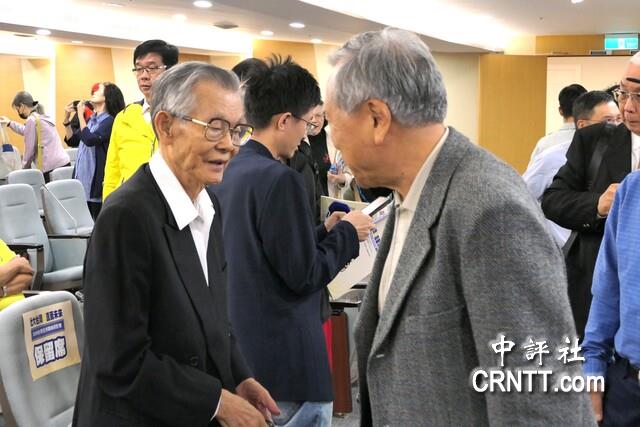 新黨辦研討會　民進黨創黨元老張俊宏出席