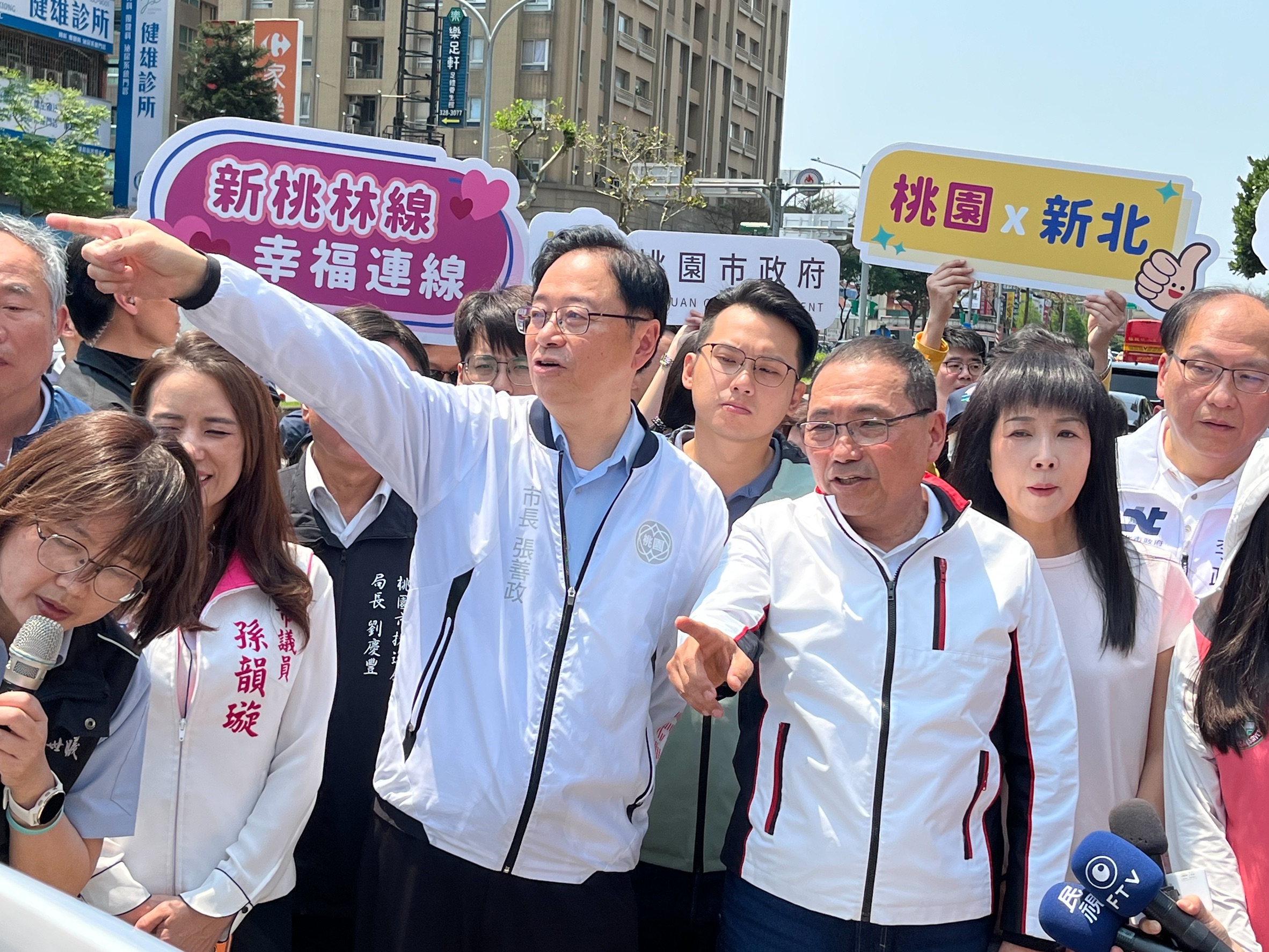 新北桃園攜手推動新桃林線　「一車到底」省40分鐘　侯友宜:擴大捷運生活圈