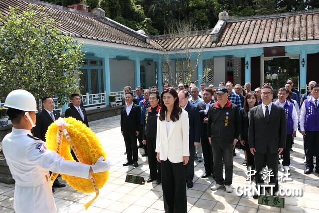 鄭麗文籲民進黨拆台獨引信　為兩岸和平努力