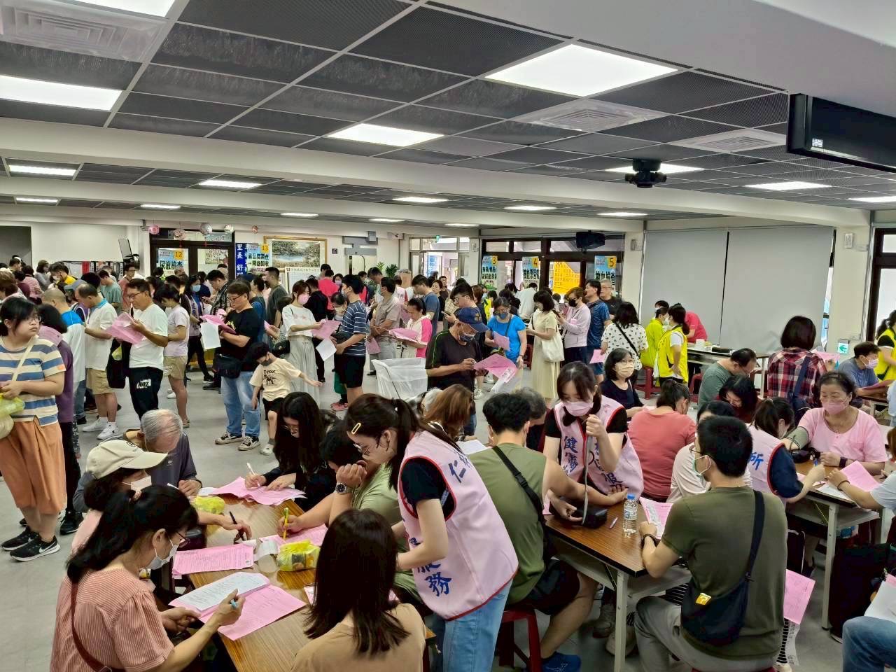 基隆闔家歡健康篩檢開跑　免費癌症、肝炎檢查、還用AI算骨折風險