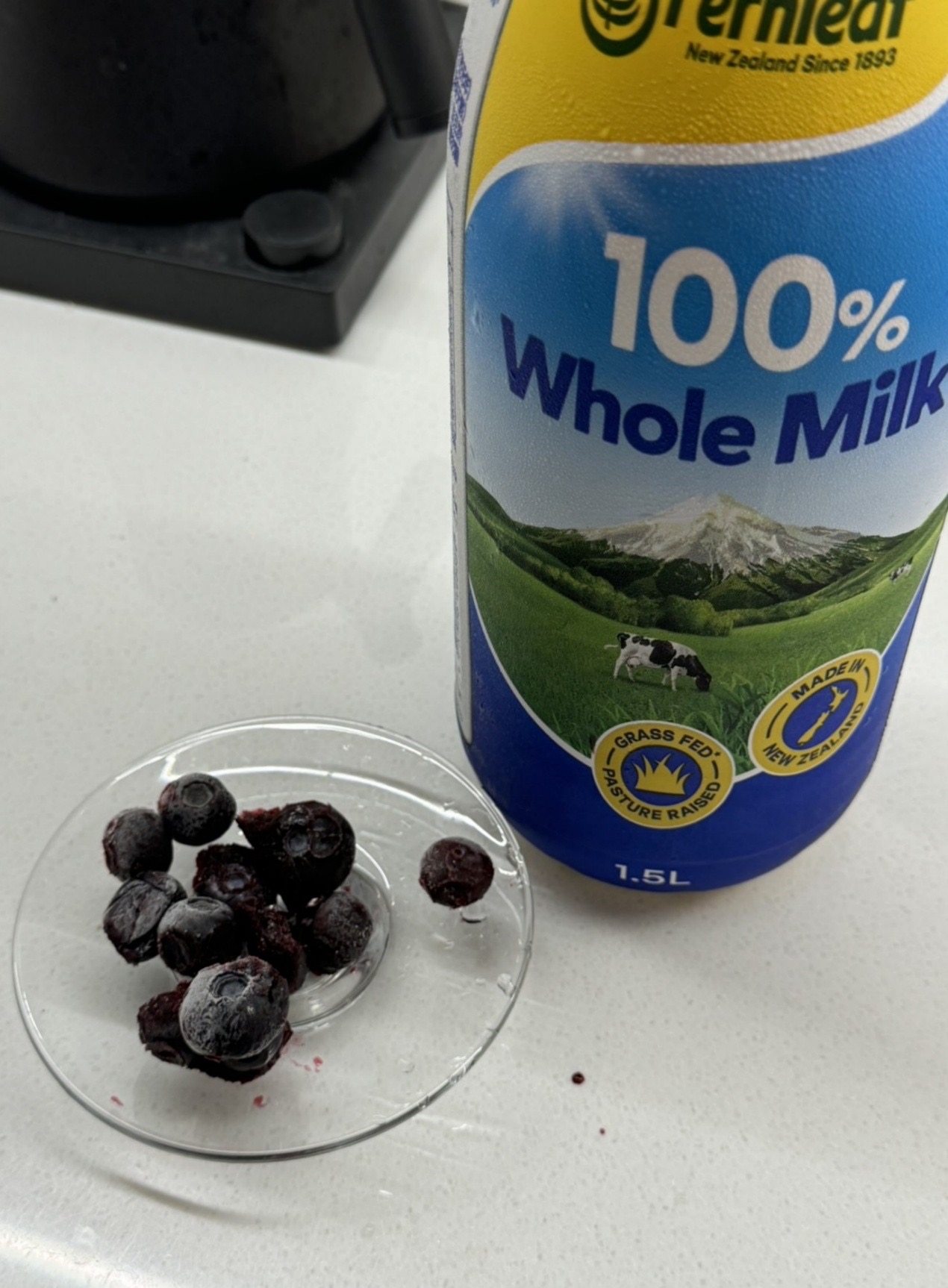 好市多冷凍藍莓爆紅　會員自製冰品一杯不到30元 直呼省很大